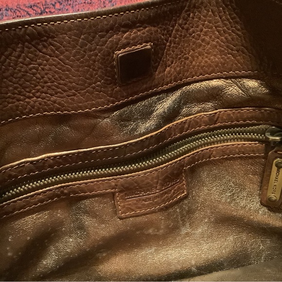 “Michael Kors” Brown Leather with brass studs - Picture 5 of 6